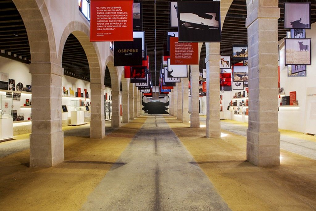 Tau Design - Toro Gallery Museum